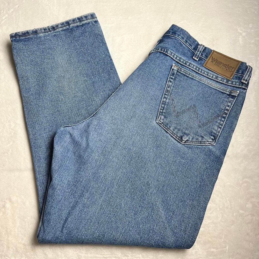 Wrangler Rugged Wear blue jeans men’s 40x30 Y2K